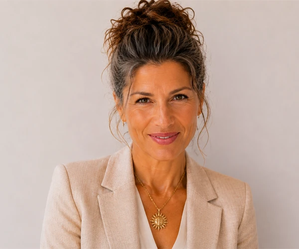 Daniela Hess Communications Education