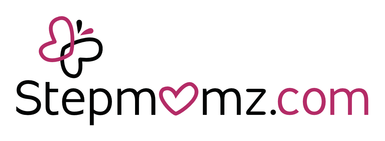 StepMomz logo